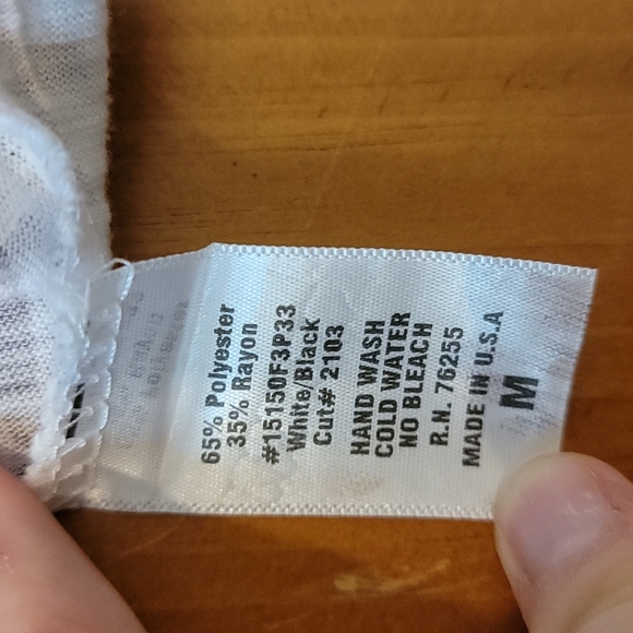 Tryst Foliage Tee - Picture 13 of 16